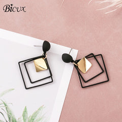 BICUX Vintage Acrylic Statement Drop Earrings for Women 2019 Fashion Jewelry Korean Metal Geometric Gold Hanging Dangle Earring